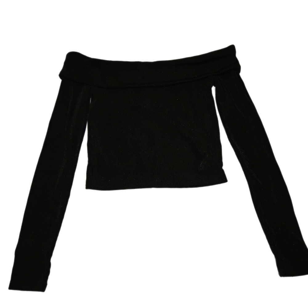 Edikted Off-Shoulder Black Top